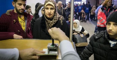 Resettlement needs set to rise to 1.4 million people in 2019, UN refugee agency reports