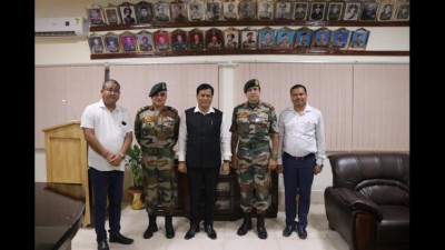 Assam CM takes stock of security situation of upper and south Assam