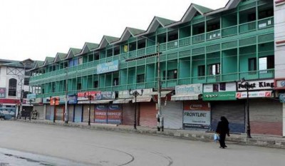 Life remain crippled for 89th day in Jammu and Kashmir