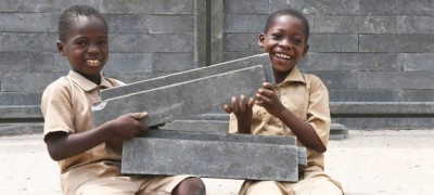 Easing â€˜classroom crisisâ€™ in CÃ´te dâ€™Ivoire, brick by (plastic) brick