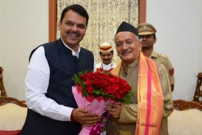 Maharashtra tussle: BJP to meet Governor, Uddhav Thackeray calls Shiv Sena MLAs