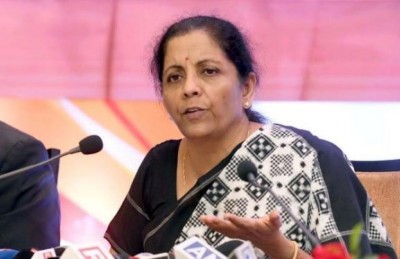 Manmohan Singh should not advice on economy: Nirmala Sitharaman