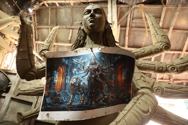 In Images: Kumartuli Artist Creates AI Robot Durga for Durga Puja 2026