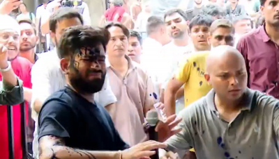 Chaos at Jantar Mantar! Woman throws ink at CJP chief Abhijeet Dipke; he replies 'Blue is my colour'