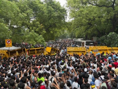 CJP warns of fresh protest over ‘breach’ of no-police-action agreement