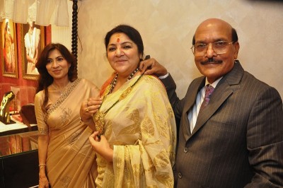 Locket Chatterjee unveils heritage-themed jewellery showroom in Kolkata's Gariahat