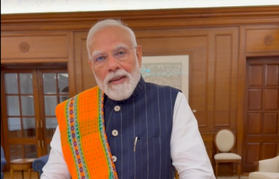 PM Modi goes Gen Z, urges Indians to share 'Get Ready With Me' videos on National Handloom Day