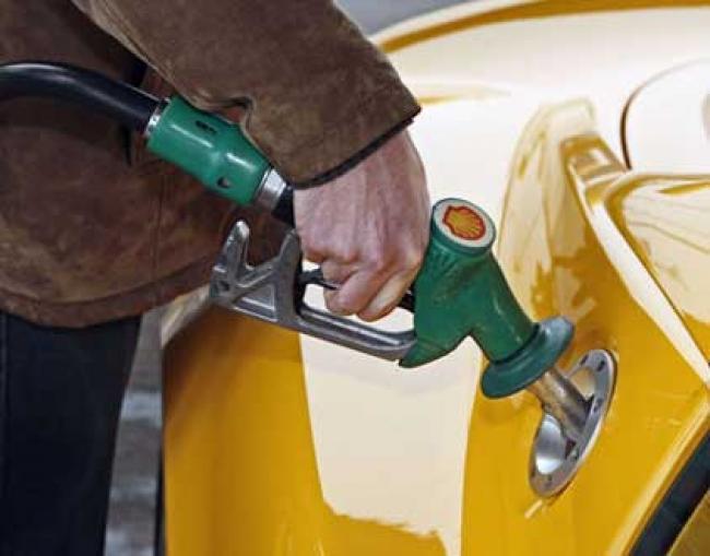 Petrol price cut by 75 paise a litre