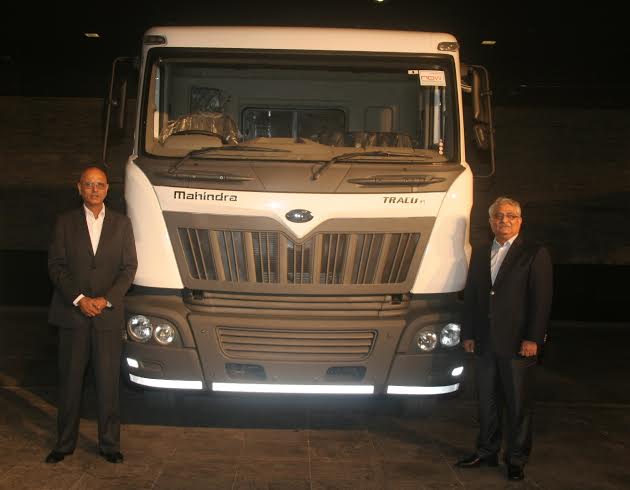 Mahindra Truck and Bus Division rolls out 15,000th HCV truck from Chakan plant