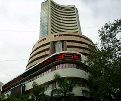 Indian benchmark indices snap their three day losing spree on Friday