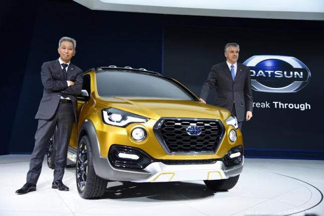 Datsun delivers 30 redi-GO cars in one day in Guwahati