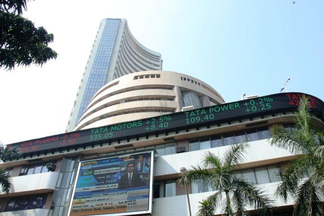 Indian benchmark indices end higher on Tuesday