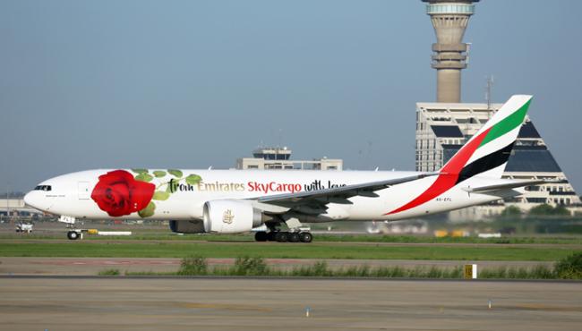 Emirates SkyCargo says it with flowers on Onam
