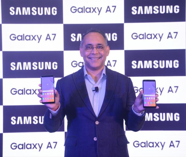 Samsungâ€™s first Triple Camera Smartphone Galaxy A7 debuts in India