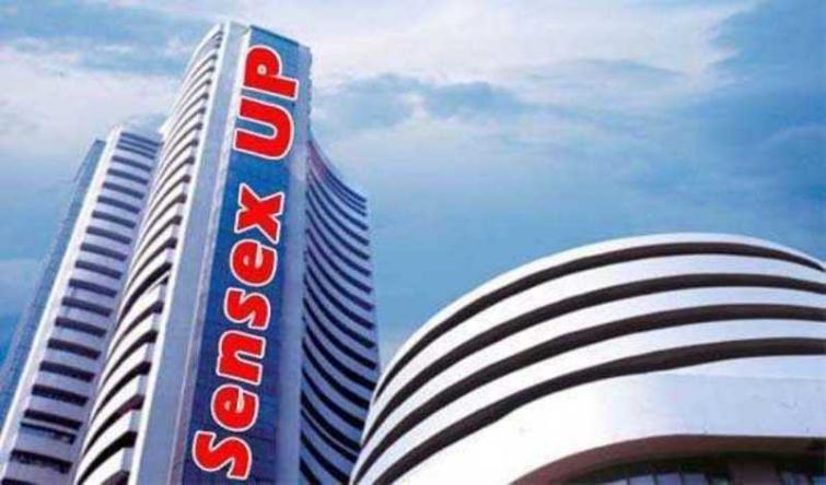 Ahead of Finance Minister Nirmala Sitharaman's budget presentation, Sensex trades above 40,000