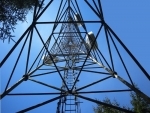 ICRA revises outlook for telecom sector; says ARPU to increase to Rs 174 by FY23 end