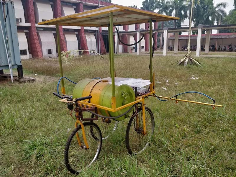 Solar-powered pest control system developed by IIT Kharagpur for smaller farm fields