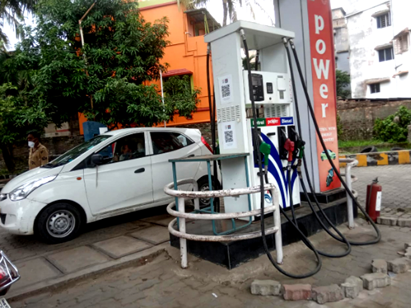 Petrol price surges past Rs 100 per litre in Delhi