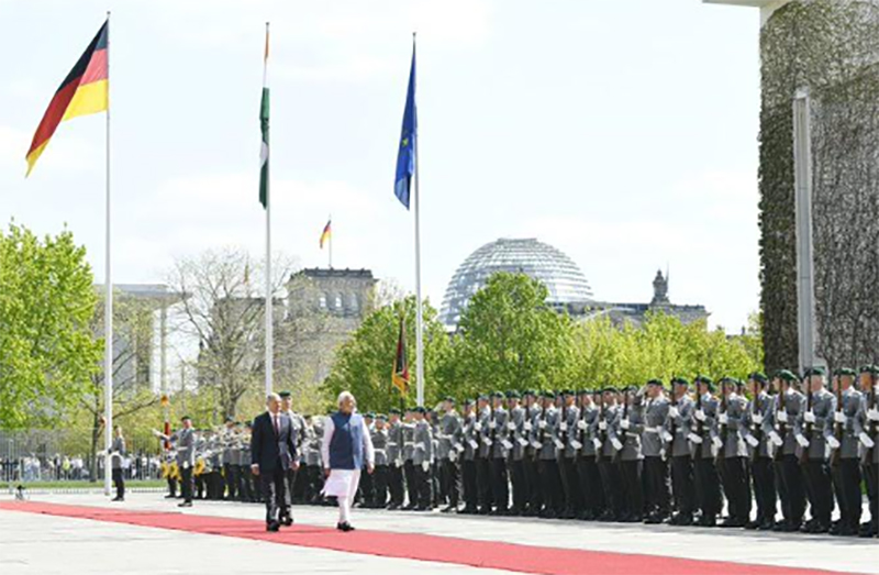 Narendra Modi receives guard of honour at Federal Chancellery in Germany