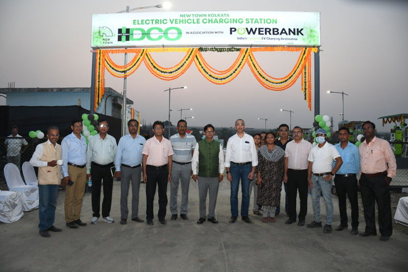 WBHIDCO in partnership with Powerbank sets up West Bengal’s largest Public Fast Charging Hub for EVs in New Town