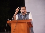 Kolhapur-Sangli road to be made of cement concrete to prevent potholes: Gadkari