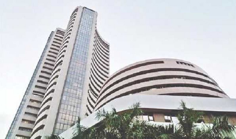 Indian stock market zooms over 500 points on first day of financial year