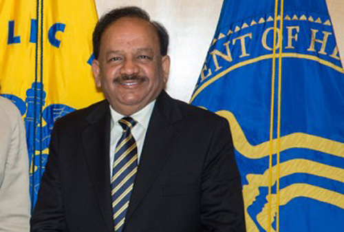 No moral problem with condoms: Harsh Vardhan