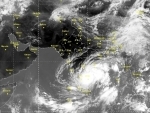 Cyclone Roanu follows Indian east coast and deposits heavy rain 