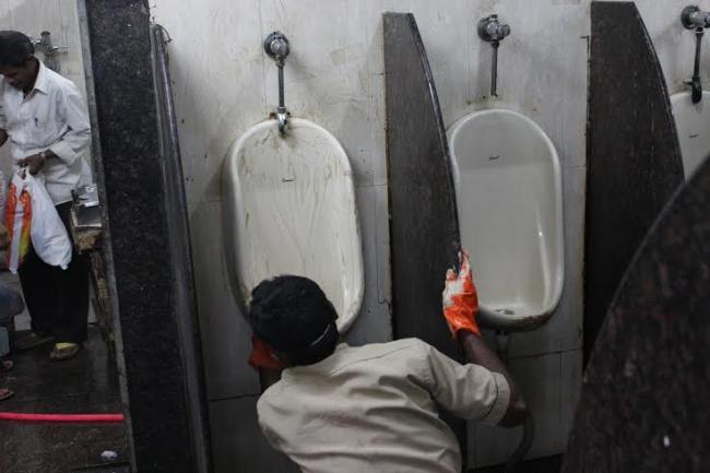Churchgate Station toilets undergo clean up operation as part of clean India technology week initiative