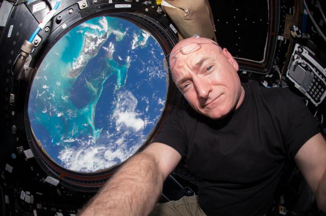 Astronaut Scott Kelly to retire from NASA in April