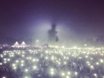 Bryan Adams concert photo highlights Delhi's pollution trouble 