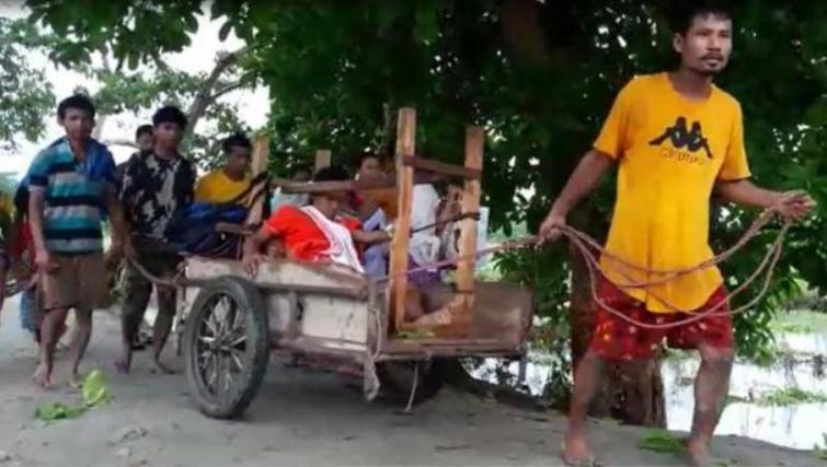 Assam: Pregnant woman carried on handcart to hospital