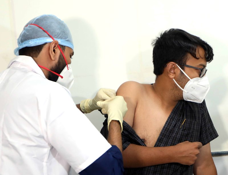 India registers 41322 new COVID-19 cases, PM Modi to visit vaccine facilities today 