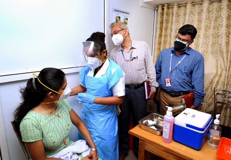 Judges, teachers, lawyers, journalists in Ludhiana cleared for Covid vaccine shots