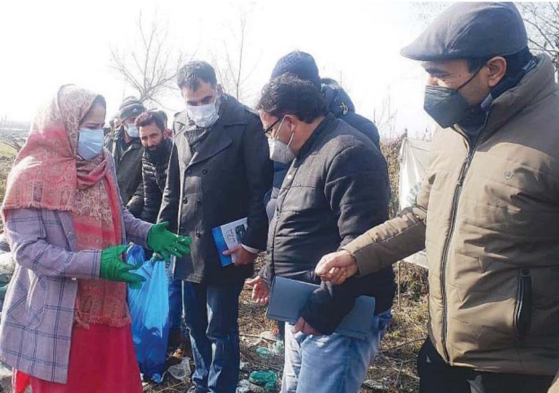 Jammu and Kashmir: Cleanliness drive held in Hokersar wetland