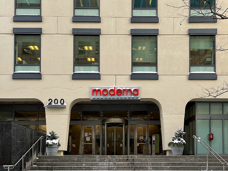 Moderna delays shipment of about 600,000 doses of COVID-19 vaccine to Canada