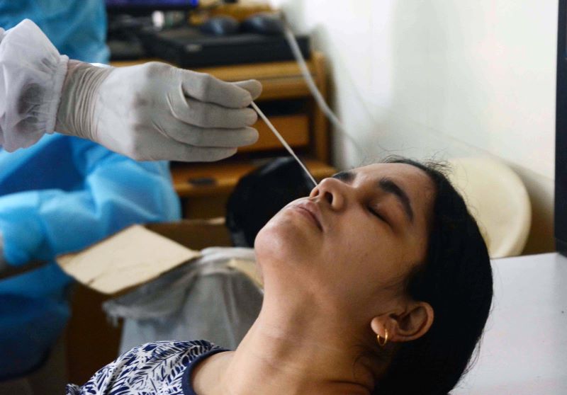 India records 18,855 new cases of coronavirus, 163 deaths