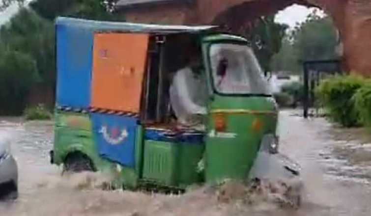 Floods in Pakistan leave four dead