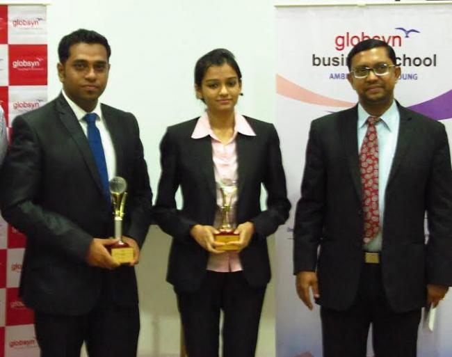 Globsyn Business School gives away Awards for Excellence in Summer Internship Projects to recognize and reward meritorious students