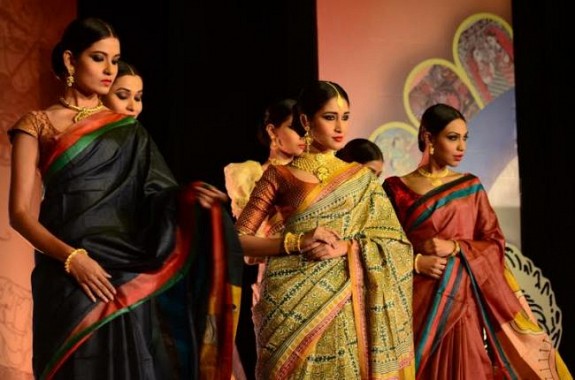 'Prayash' unfolds the tales of Indian Tradition into sarees