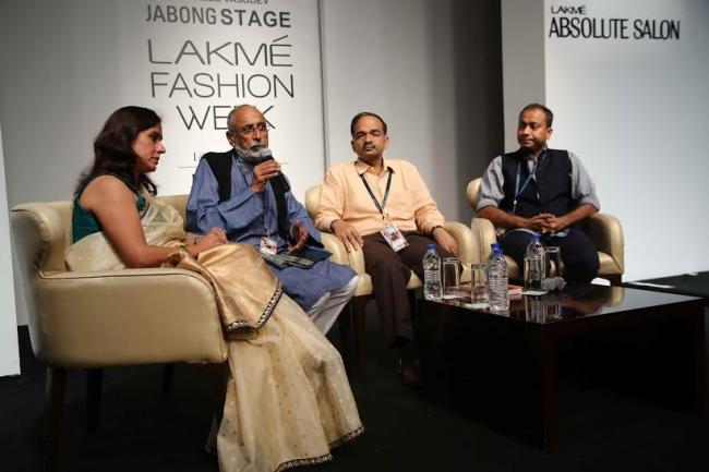 Shefalee Vasudev moderates lively discussion on 'Banaras in Indian Fashion' at LFW Winter/Festive 2015