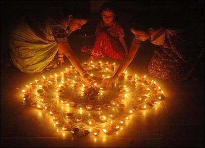 India lights up to celebrate Diwali