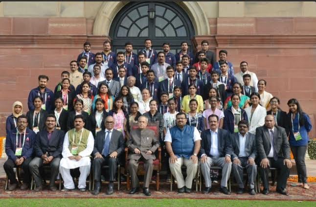 Prez attends 'Proud to be an Indian' programme with students