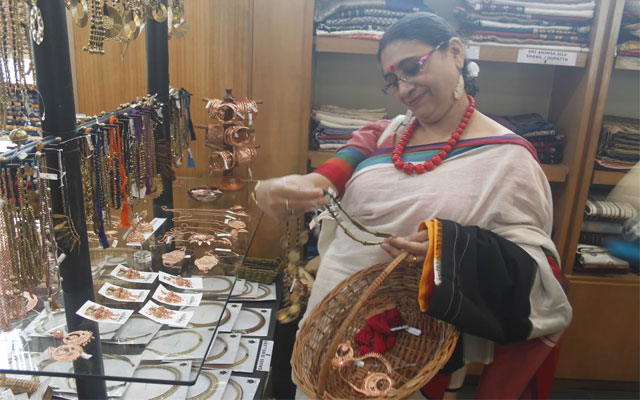 Kolkata: Retail outlet Kamala unveils its puja collection