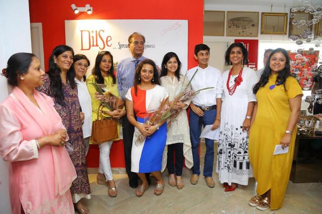 Dil se donates artificial limbs to Mahavir Seva Sadan and launches its brochure