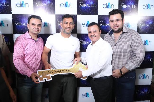 Elan Group gifts service apartment to MS Dhoni