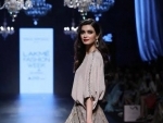 Diana Penty steals the show in a Payal Singhal ensemble at LFW 2017