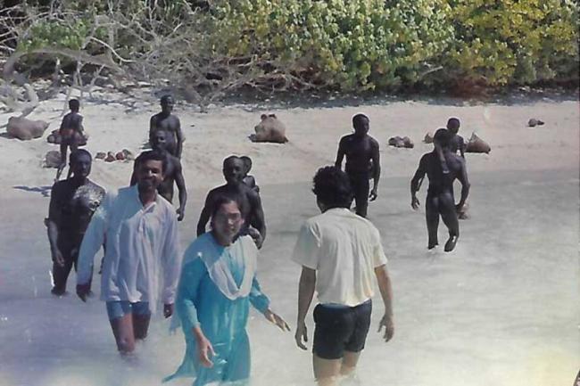  In February 1991, the experts successfully made a second friendly contact with the Sentinelese. Photo provided by Madhumala Chattopadhyay.