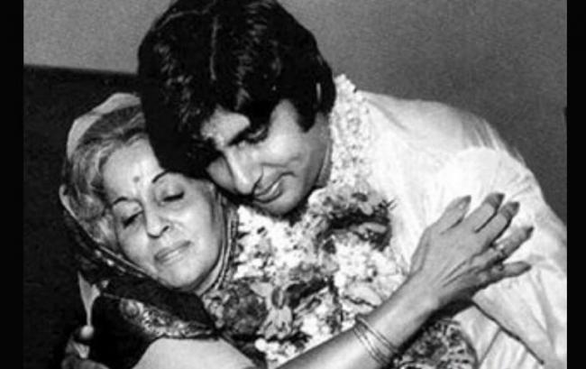 Amitabh Bachchan, Sonakshi Sinha wish their mothers on Mother's Day