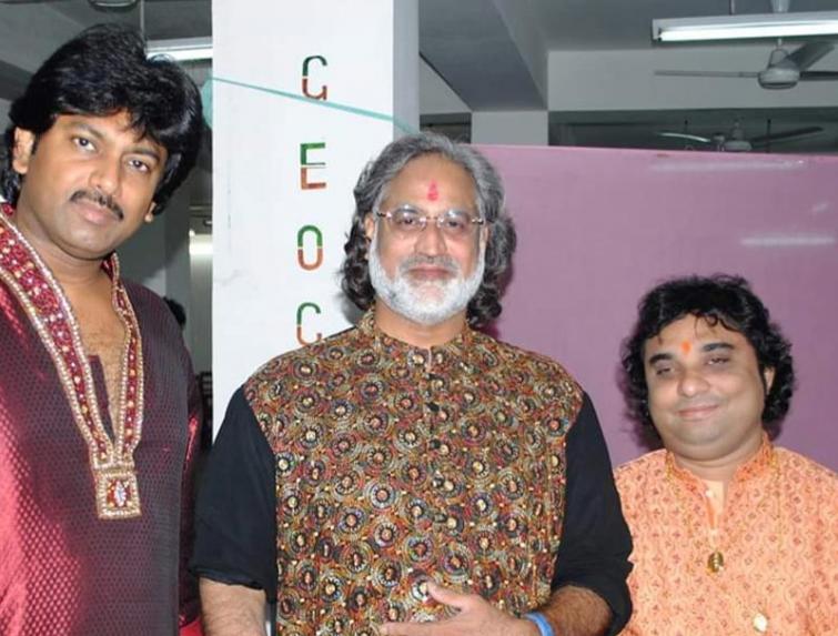 Vishwamohan Bhatt to perform with son Salil Bhatt and percussionist Prodyut Mukherjee at ICCR Kolkata